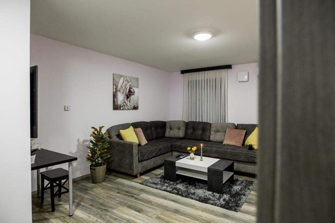 Apartments Dora Sveti Martin Na Muri Eksteriør bilde