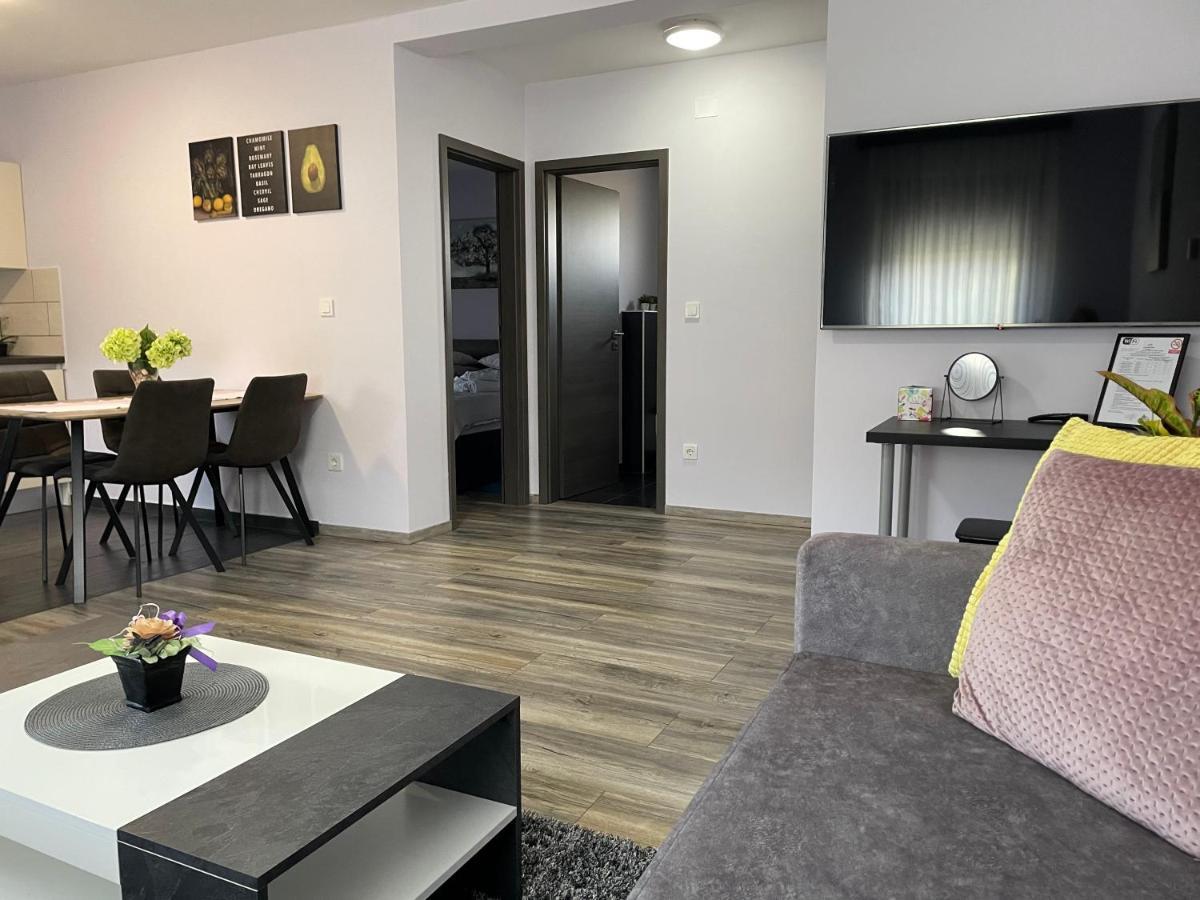 Apartments Dora Sveti Martin Na Muri Eksteriør bilde